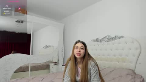 yennefer13 online show from April 10, 8:46 pm