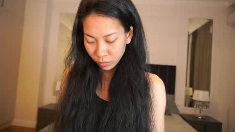 yennstar online show from April 21, 2:51 am