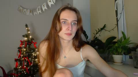Snapshot of yes_to_heaven chatting on December 14, 9:02 pm Zoe online show from December 14, 9:02 pm