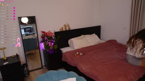 Kiki online show from October 9, 7:14 am