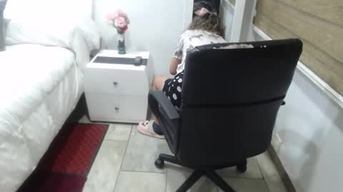 jessy online show from February 20, 2:33 am