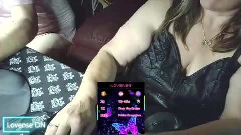 yessirprincesspet online show from October 19, 2:49 am