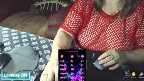 yessirprincesspet online show from October 12, 3:54 am