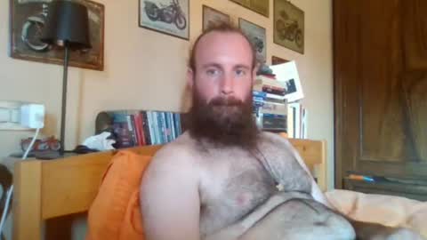 yeti_92 online show from July 23, 4:15 pm