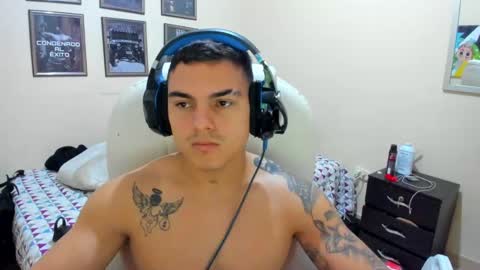 yker online show from December 17, 7:59 pm