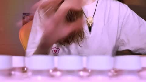 yoka_paradoxxx online show from December 4, 6:02 am