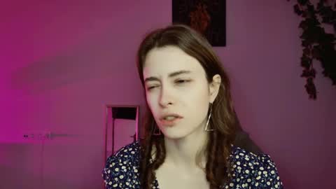 yoka_paradoxxx online show from October 12, 5:11 am