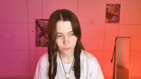 yoka_paradoxxx online show from January 10, 9:26 am