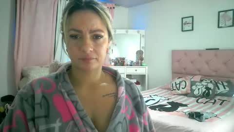 yokiko online show from October 29, 4:42 pm