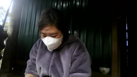 yongmi_ online show from December 15, 1:12 am