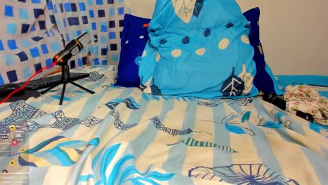 yonnsol_avril online show from March 5, 9:59 pm