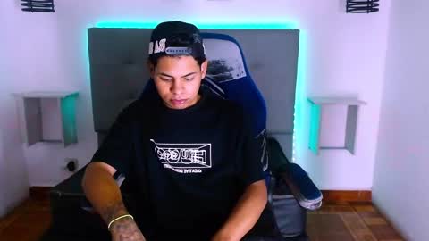 Yordi online show from December 15, 6:42 am