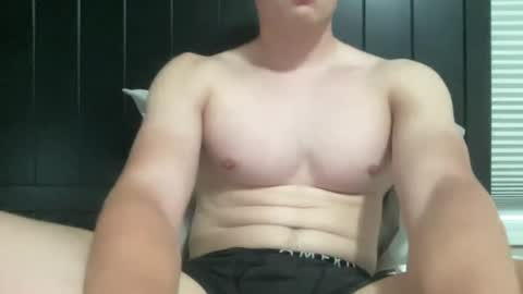 younstud45555 online show from June 19, 9:21 pm