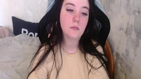 your_8a8y online show from March 30, 7:52 am