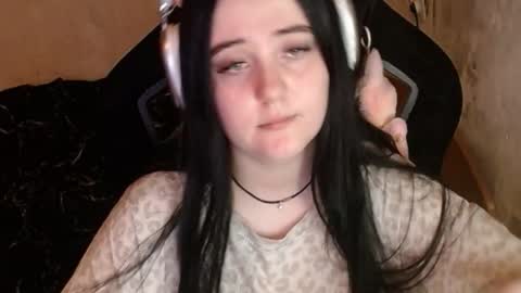 your_8a8y online show from January 14, 12:13 pm