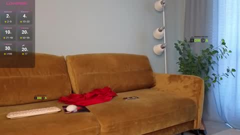 Snapshot of your_dream_alice chatting on February 26, 7:45 am Alice online show from February 26, 7:45 am