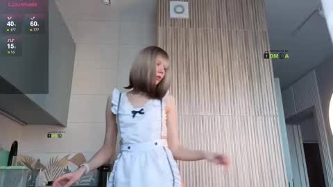 Snapshot of your_dream_alice chatting on March 11, 5:46 am Alice online show from March 11, 5:46 am