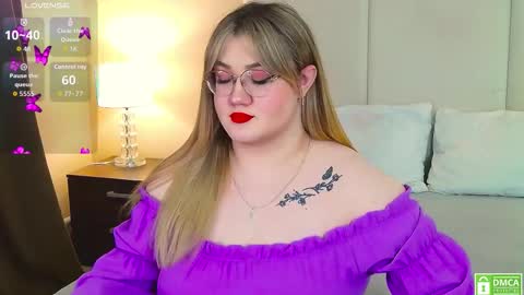 Nancy online show from September 22, 1:04 pm