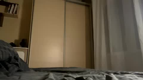 Gentle Boy online show from February 15, 9:15 pm