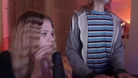 Snapshot of your_horny_friends chatting on January 27, 8:28 pm Your Horny Friends online show from January 27, 8:28 pm