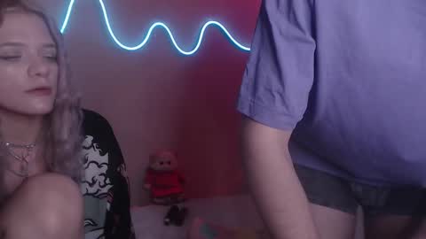 Snapshot of your_horny_friends chatting on February 22, 3:36 pm Your Horny Friends online show from February 22, 3:36 pm