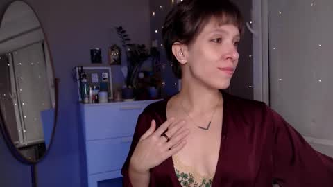 Alex and Kris long hair online show from October 6, 8:37 pm