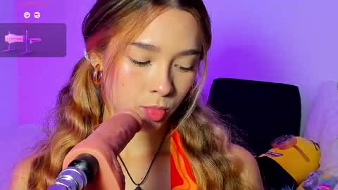 your_little_ online show from September 16, 11:34 am