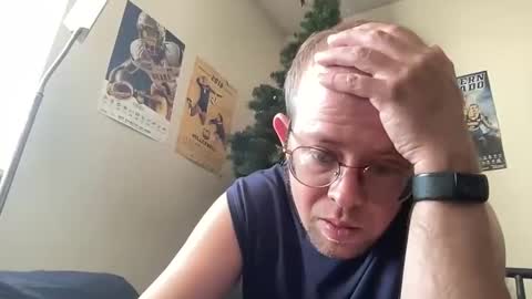 your_naked_friend online show from April 24, 4:20 pm