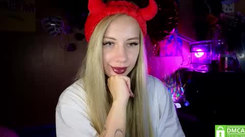 Snapshot of your_psychologist chatting on October 1, 1:27 am Alice  online show from October 1, 1:27 am