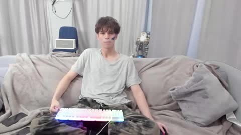 Snapshot of your_shy_guy chatting on March 12, 2:23 pm your_shy_guy online show from March 12, 2:23 pm