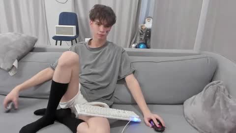 Snapshot of your_shy_guy chatting on March 3, 1:56 pm your_shy_guy online show from March 3, 1:56 pm