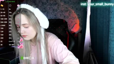 Molly online show from March 31, 2:56 am