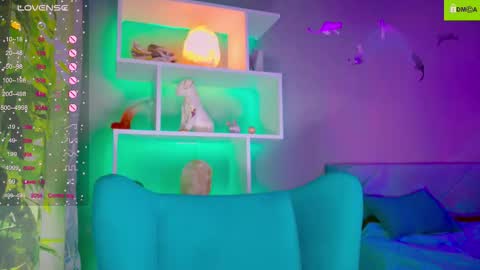 Snapshot of your_spring chatting on October 27, 1:49 am your_spring online show from October 27, 1:49 am