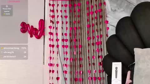 your_submissive_ online show from February 25, 12:58 am