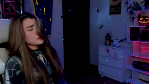 Anikka online show from October 28, 9:49 pm