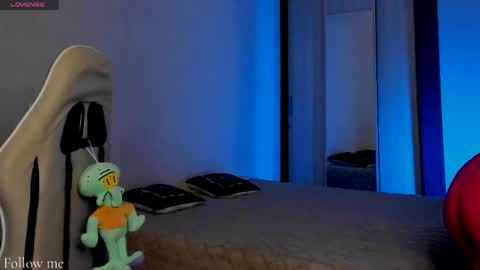 Anikka online show from April 25, 7:10 am