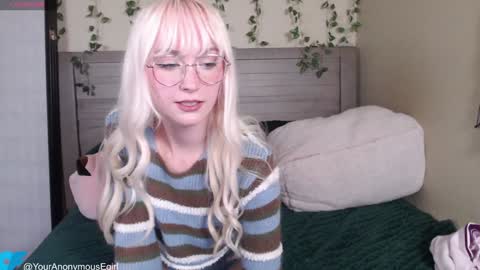 Snapshot of youranonymousegirl chatting on December 7, 1:52 am Clover OF YourAnonymousEgirl 40 off sale online show from December 7, 1:52 am