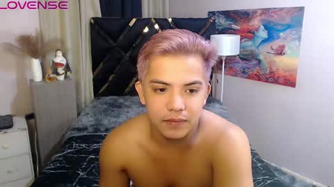 yourasian_bradley online show from October 27, 1:22 pm