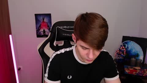 Billy online show from December 19, 2:12 am