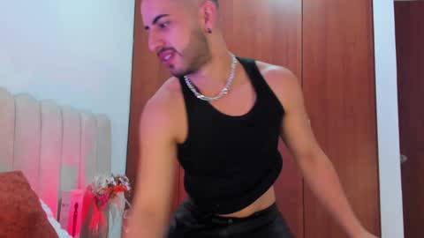 YOURBOYNEXTDOOR online show from December 27, 11:31 pm