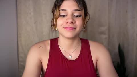 yourcutemolly__ online show from May 22, 4:08 am