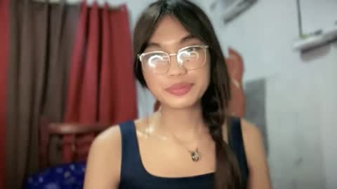 yourehot_sedny online show from June 2, 2:41 pm