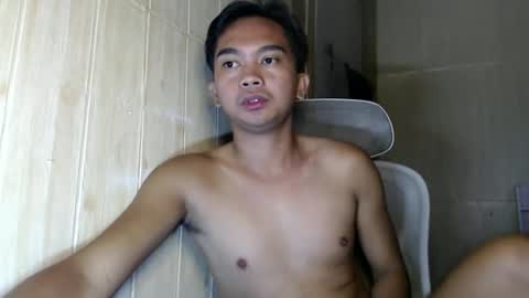Snapshot of yourfantasyboyjr chatting on October 26, 9:58 pm i am your dream boy  JR  online show from October 26, 9:58 pm