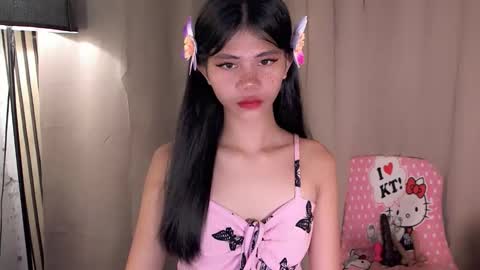 Vivian online show from May 23, 2:07 am