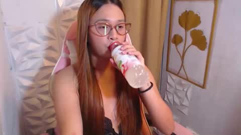 ANASTASIA STEELE online show from December 3, 8:15 am