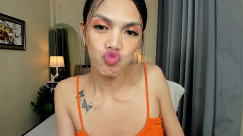 Snapshot of yourhotpatricia69 chatting on December 17, 8:54 pm patty online show from December 17, 8:54 pm