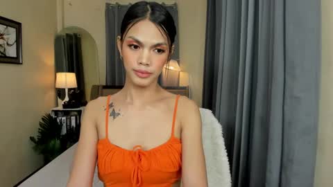 Snapshot of yourhotpatricia69 chatting on December 17, 5:26 pm patty online show from December 17, 5:26 pm