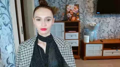 Snapshot of yourladysunshine chatting on October 18, 8:40 am Ksyusha online show from October 18, 8:40 am