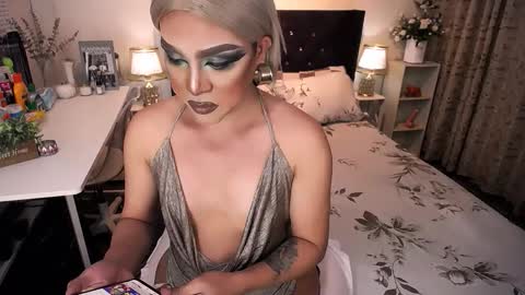 --               online show from December 17, 3:13 am