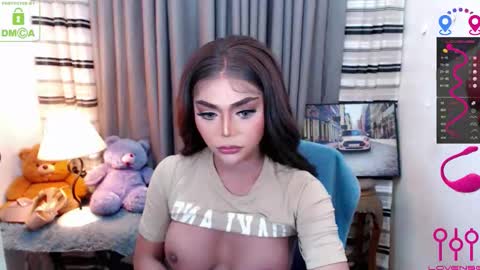 CHARLOTTE online show from November 11, 8:33 pm